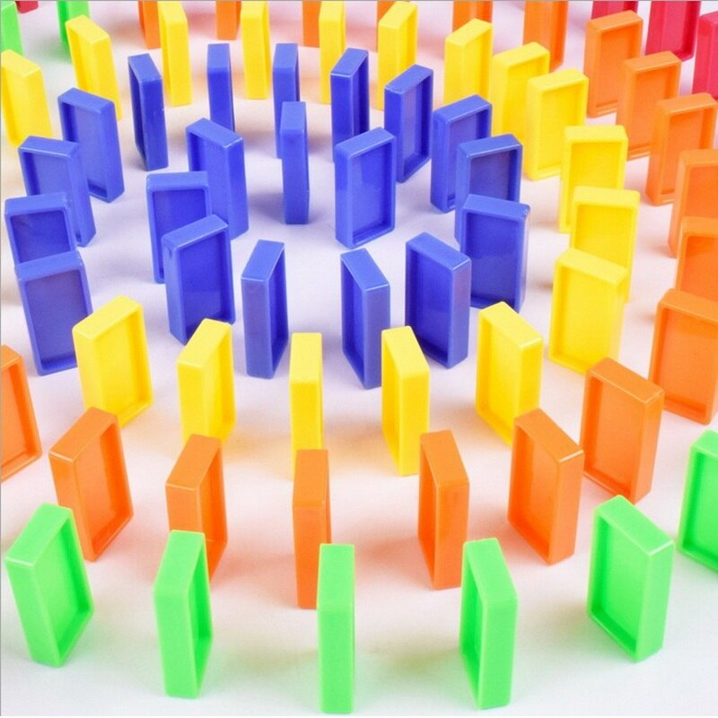 Domino Magic | Perfecte Rij In Seconden - Zelfrijdende Dominotrein