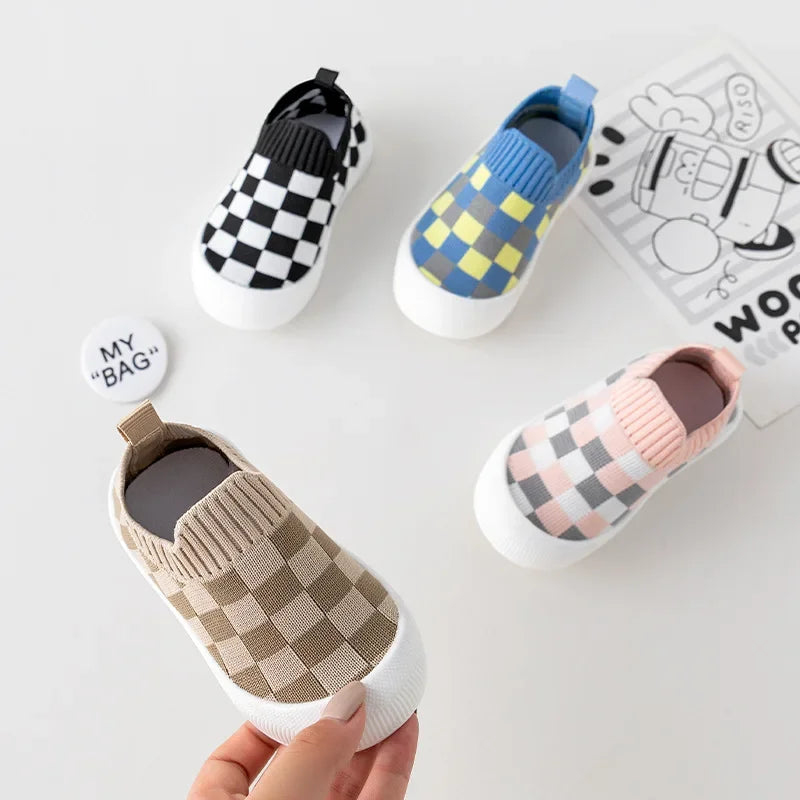 LittleLooks | Comfort en veiligheid - Instapschoen